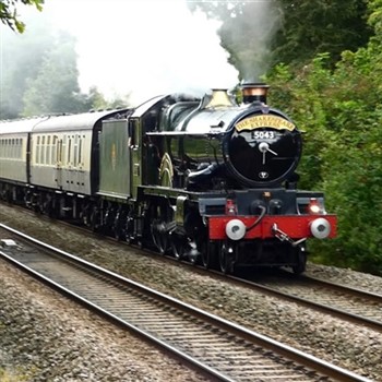 All Aboard the Shakespeare Express & Stratford
