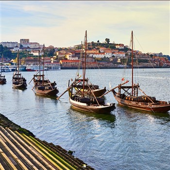 Porto & the Delightful Douro Valley